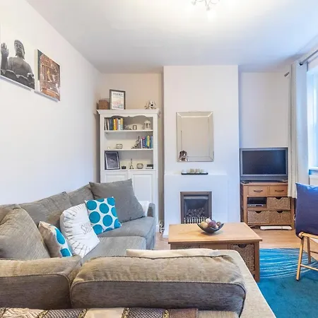 Modern & Cozy 1Bdr Apt Wexcellent Travel Links London Exterior photo