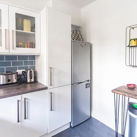 Modern & Cozy 1Bdr Apt Wexcellent Travel Links London Exterior photo